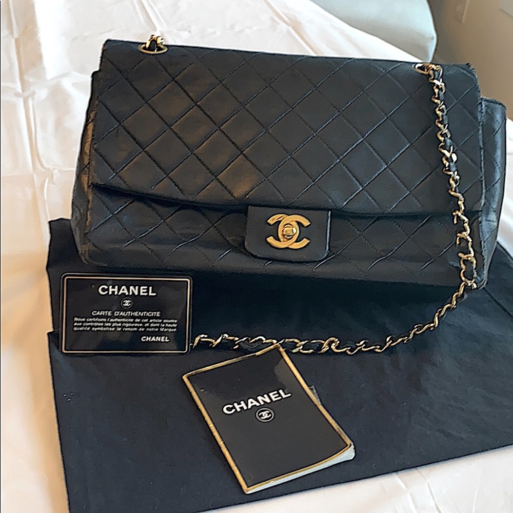 Vintage Classic Chanel Flap Bag Quilted Lambskin